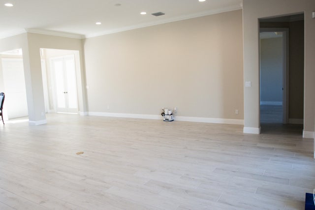 4 of 18 - 220 Sw Dalton Circle, Port Saint Lucie, FL