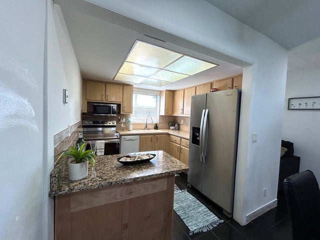 2 of 59 - 2522 Emory Drive E #i, West Palm Beach, FL