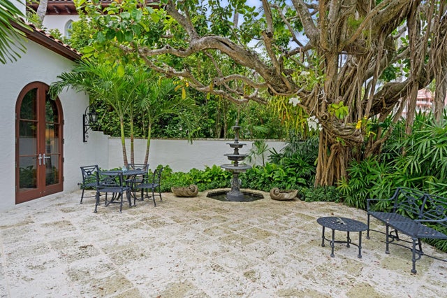 5 of 23 - 424 Brazilian Avenue, Palm Beach, FL