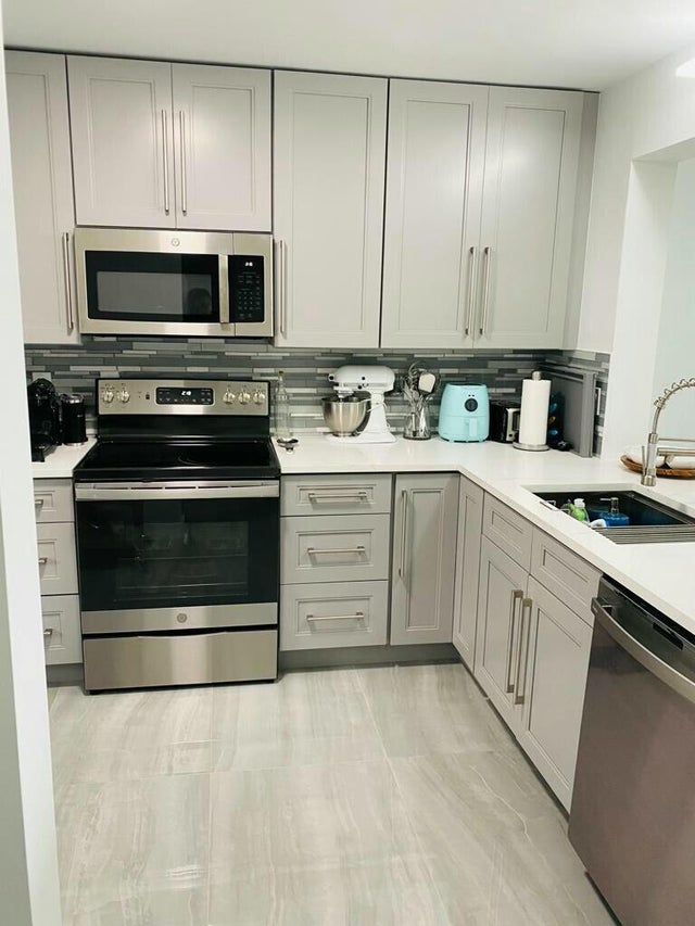 5 of 29 - 4250 N Highway A1a #503, Hutchinson Island, FL