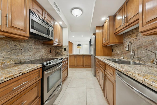 2 of 45 - 3000 N Ocean Drive #3-h, Singer Island, FL
