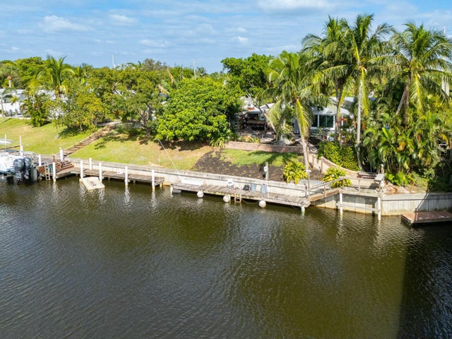 2 of 12 - 300 Arlington Rd, West Palm Beach, FL