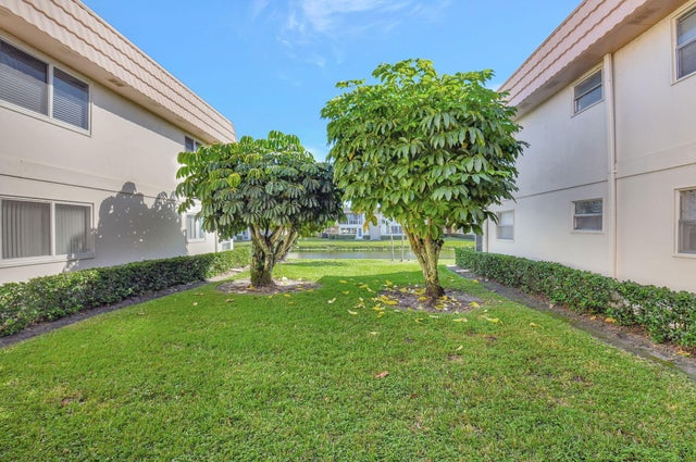 4 of 58 - 325 Saxony G, Delray Beach, FL