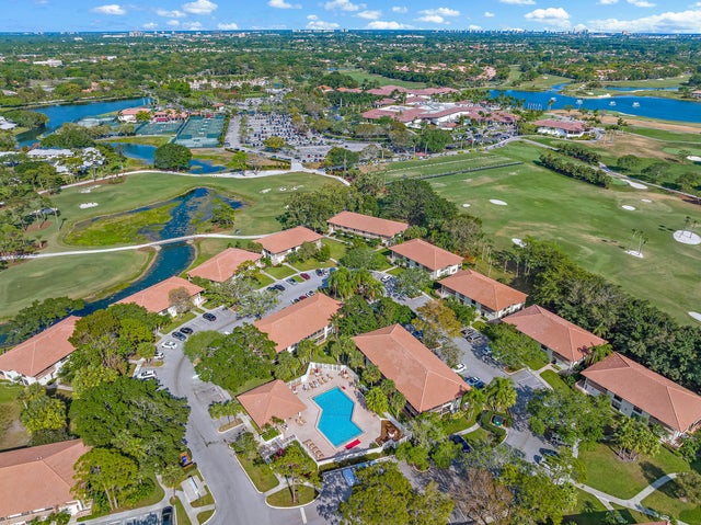 5 of 24 - 422 Brackenwood Lane S, Palm Beach Gardens, FL