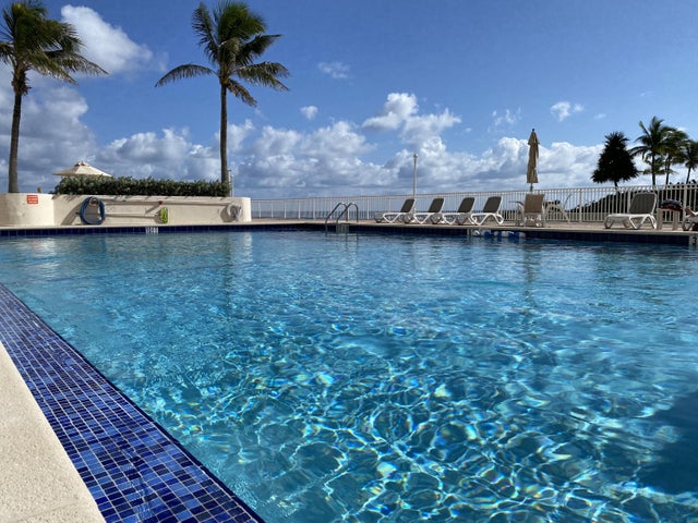 3 of 39 - 3460 S Ocean Boulevard #608, Palm Beach, FL