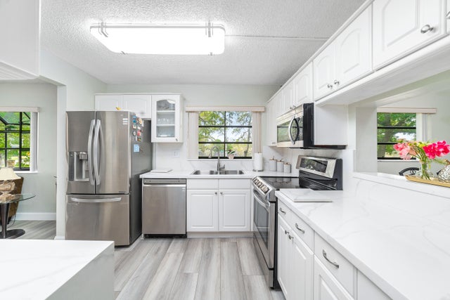 4 of 21 - 7579 Nw 79th Avenue #201, Tamarac, FL