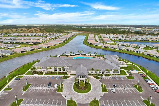 5 of 45 - 14243 Sw Waterfall Lane, Port Saint Lucie, FL
