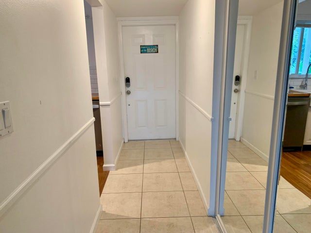 3 of 22 - 912 Pine Drive #204, Pompano Beach, FL