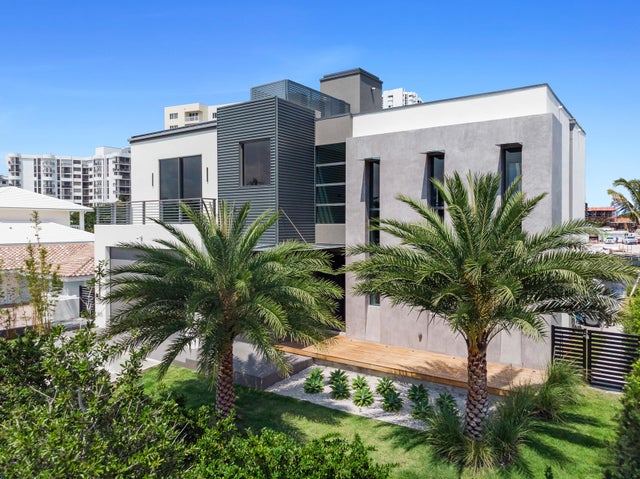 1 of 33 - 1650 E Terra Mar Drive, Lauderdale By The Sea, FL