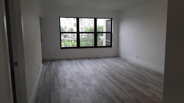 4 of 14 - 2309 S Cypress Bend Drive #314c, Pompano Beach, FL