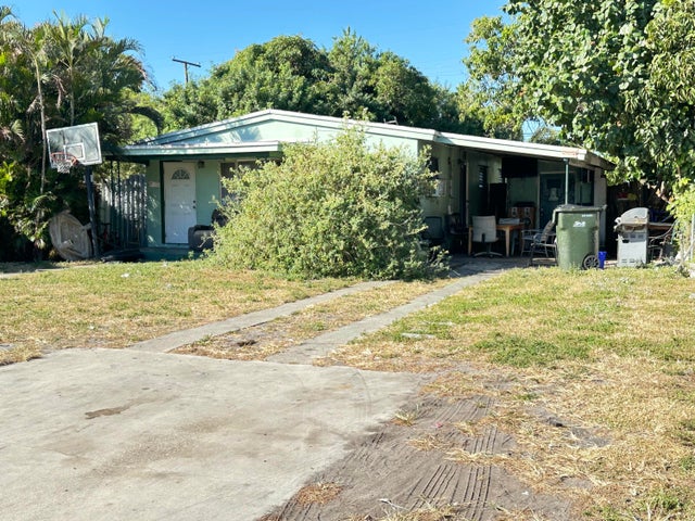1 of 10 - 116 Sw 11th Avenue, Delray Beach, FL
