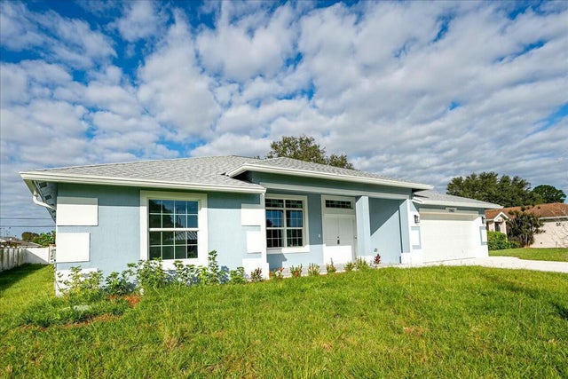 4 of 47 - 1962 Sw Cranberry Street, Port Saint Lucie, FL