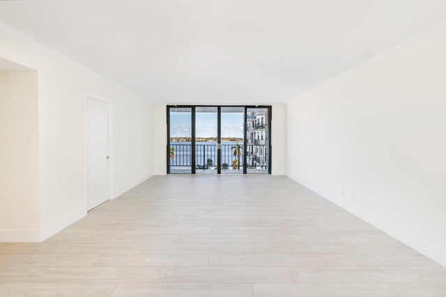 5 of 25 - 3800 Washington Road #712, West Palm Beach, FL