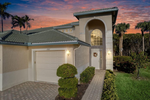 1 of 33 - 1557 Se Prestwick Lane #4, Port Saint Lucie, FL