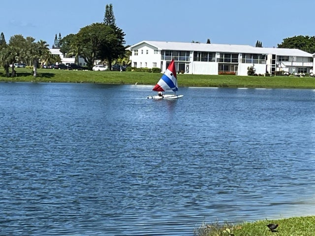 1 of 16 - 128 Windsor F, West Palm Beach, FL
