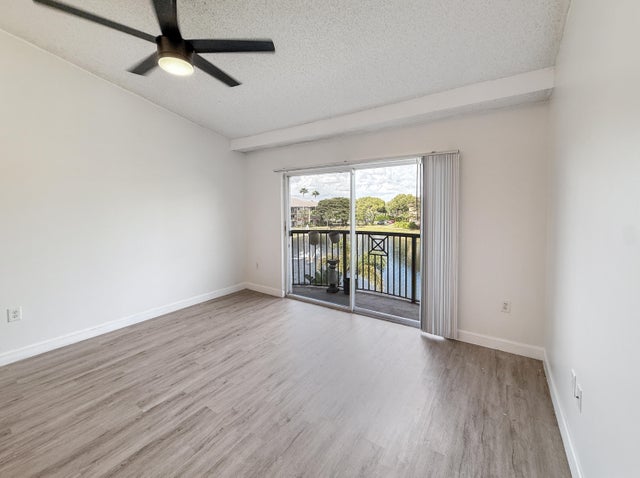 4 of 20 - 4155 N Haverhill Road #1420, West Palm Beach, FL
