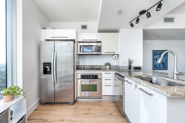 5 of 51 - 185 Sw 7th Street #4012, Miami, FL
