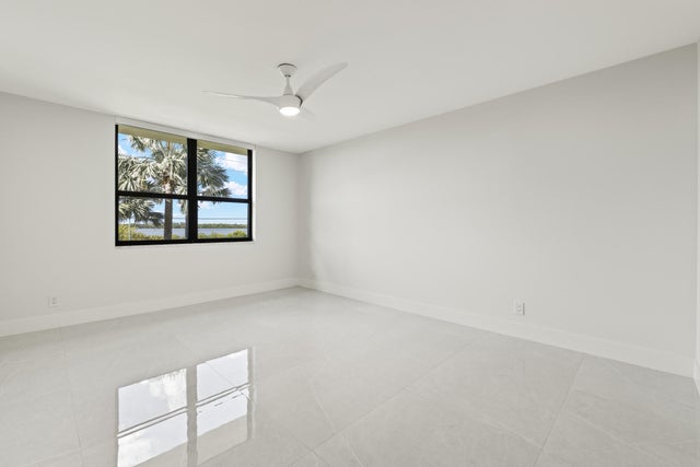2 of 31 - 5480 N Ocean Dr #b1c, Singer Island, FL