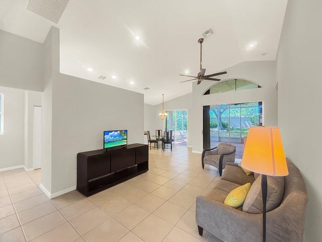 3 of 21 - 318 Nw Toscane Trail, Port Saint Lucie, FL