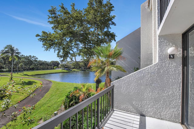 5 of 55 - 2804 Bridgewood Drive, Boca Raton, FL