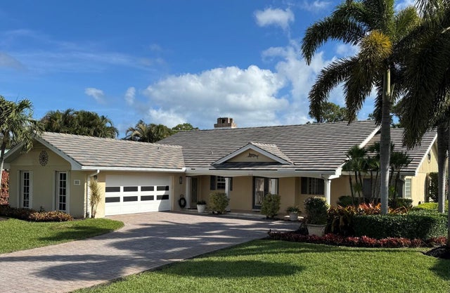 2 of 48 - 3521 Se Clubhouse Place, Stuart, FL