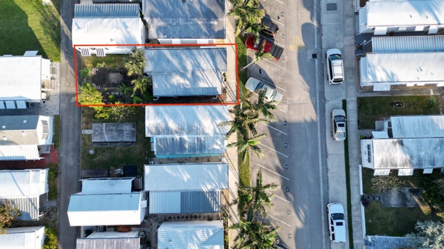 3 of 11 - 21 Ruthmary Av #g, Briny Breezes, FL