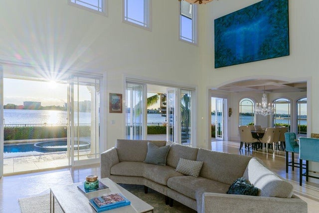 3 of 28 - 7-9 Duke Dr, Lake Worth Beach, FL
