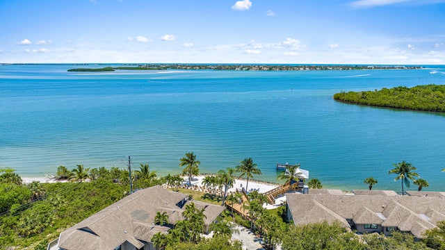 2 of 39 - 5602 Se Schooner Oaks Wy, Stuart, FL