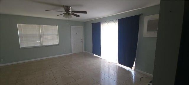 4 of 18 - 412 7th Rd Sw, Vero Beach, FL