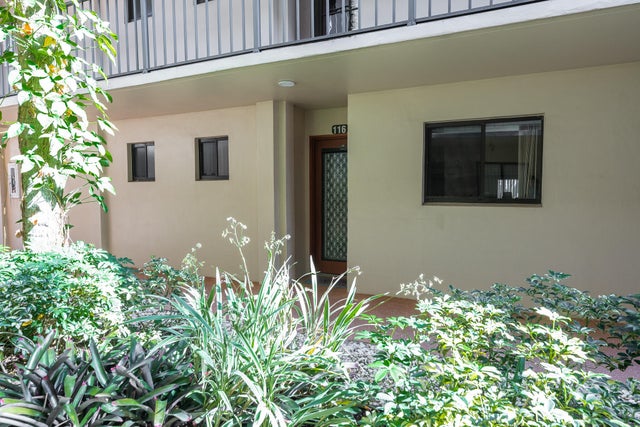 4 of 37 - 5250 Las Verdes Cir Circle #116, Delray Beach, FL