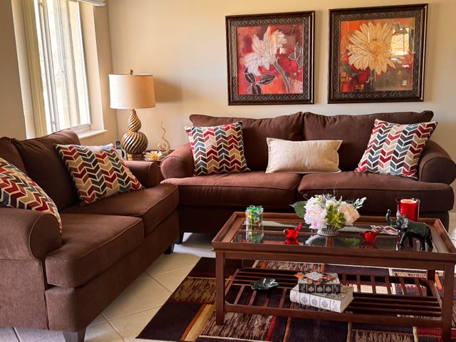 4 of 17 - 321 Knotty Pine Circle #a-2, Greenacres, FL