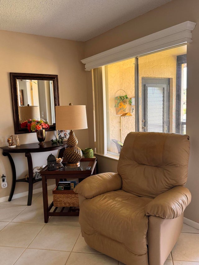 5 of 17 - 321 Knotty Pine Circle #a-2, Greenacres, FL