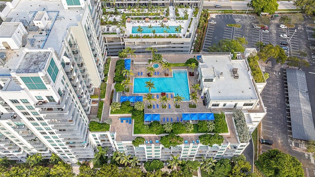 5 of 42 - 300 S Australian Avenue #520, West Palm Beach, FL