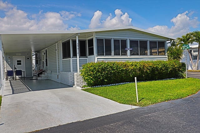 1 of 34 - 39012 Gayle Bay, Boynton Beach, FL