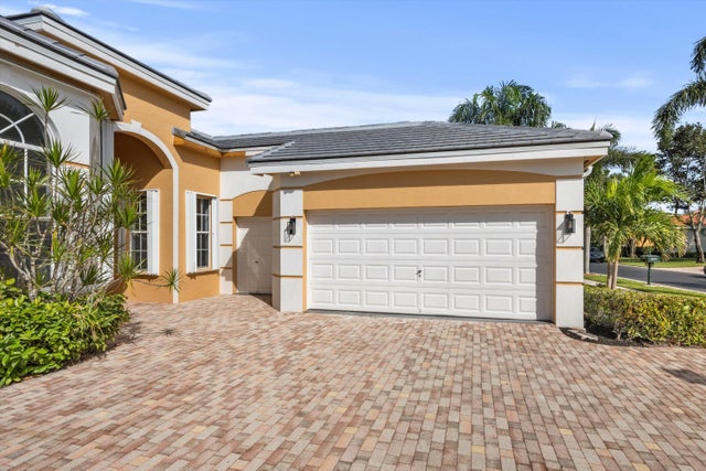 4 of 66 - 4237 Imperial Isle Drive, Lake Worth, FL