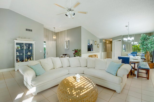 5 of 42 - 2543 Country Golf Drive, Wellington, FL