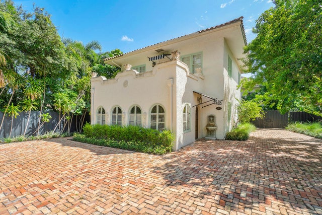 1 of 37 - 333 Marlborough Rd, West Palm Beach, FL