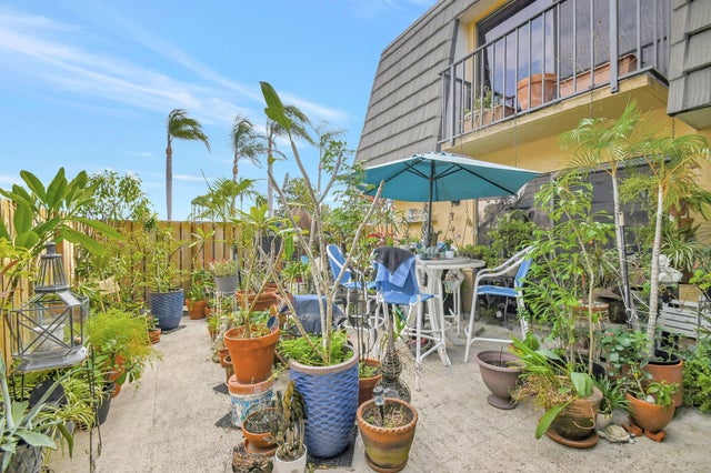 2 of 46 - 319 3rd Wy, West Palm Beach, FL