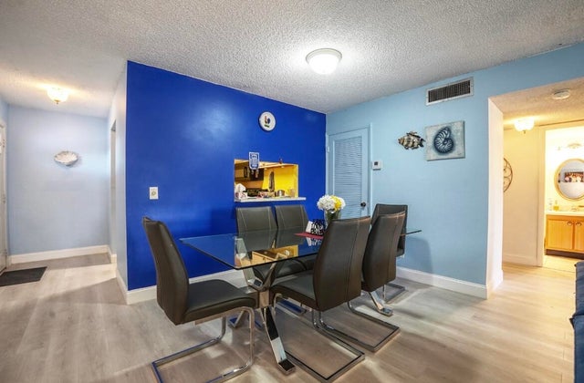 5 of 20 - 12012 Greenway Circle S #209, Royal Palm Beach, FL