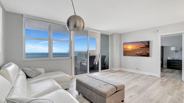 4 of 55 - 3180 S Ocean Drive #414, Hallandale Beach, FL