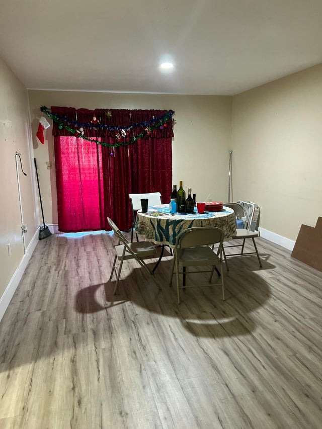 4 of 9 - 6100 Forest Hill Blvd #105, West Palm Beach, FL