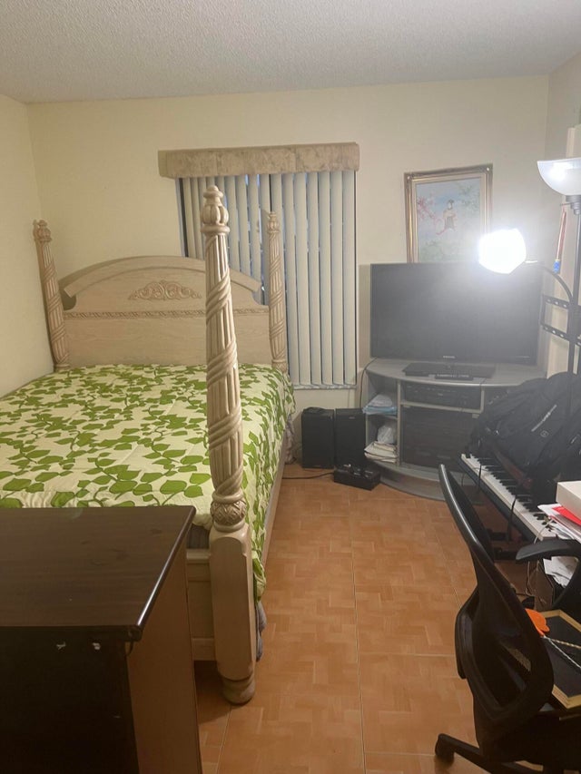 4 of 10 - 1115 Green Pine Blvd #h1, West Palm Beach, FL