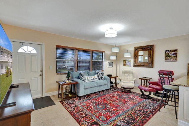 3 of 45 - 116 Easthampton E, West Palm Beach, FL
