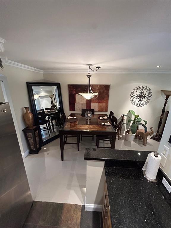 3 of 18 - 9141 Sunrise Lakes Boulevard #208, Sunrise, FL