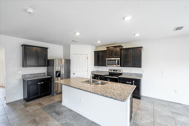 3 of 37 - 10493 Sw Toren Way, Port Saint Lucie, FL