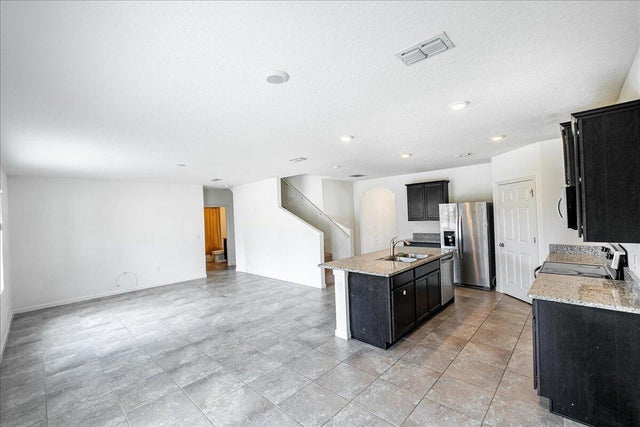 4 of 37 - 10493 Sw Toren Way, Port Saint Lucie, FL