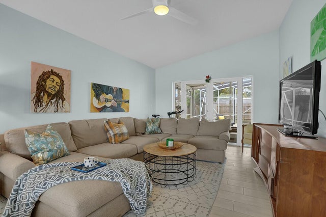 4 of 42 - 538 Riverside Drive, Palm Beach Gardens, FL