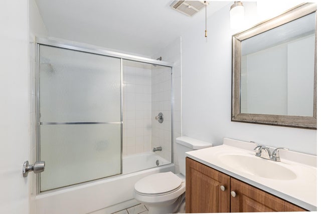 3 of 10 - 567 Trace Cir Cir, Deerfield Beach, FL