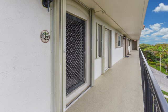 4 of 38 - 2871 N Ocean Boulevard #f429, Boca Raton, FL