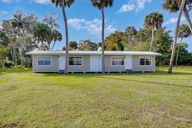 1 of 34 - 1063 Harper Lane, Moore Haven, FL